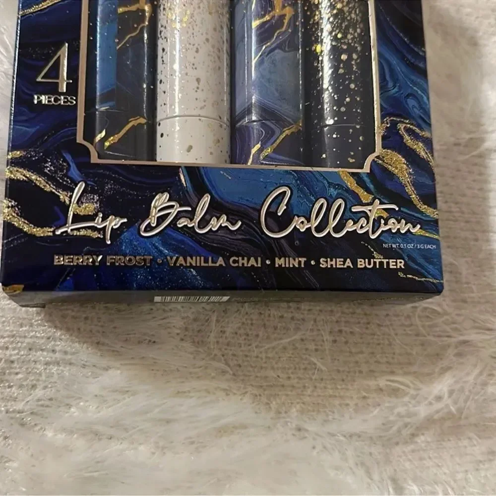 nicole miller 4 Berry Frost Vanilla Chai Mint Shea Butter Lip Balm Set